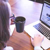 tea-cup-laptop-apple-7360.jpg